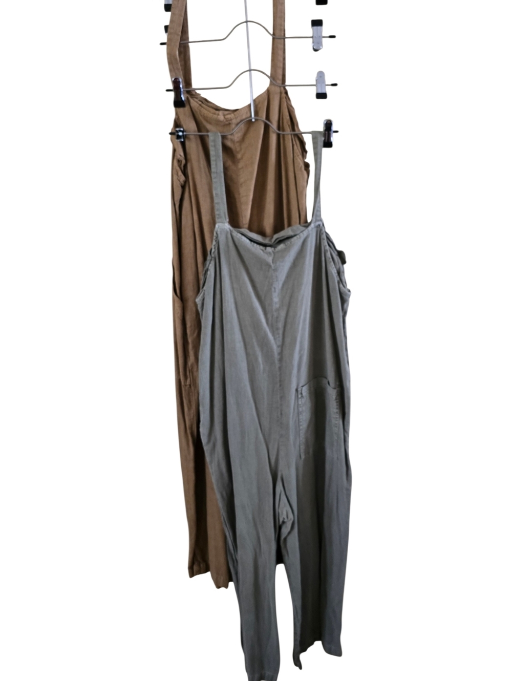 Universal Thread Linen-Blend Relaxed Overalls in Olive and Taupe - Picture 3 of 11